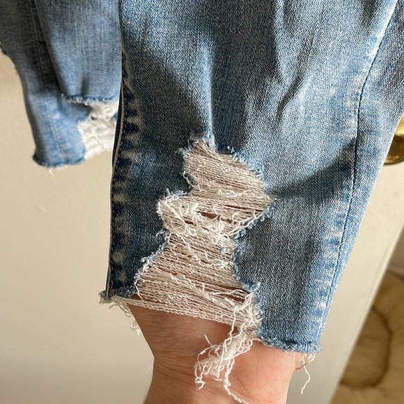 COPY - American Eagle Super Stretch Jeans - Hi-Rise Jeggings - Picture 4 of 9